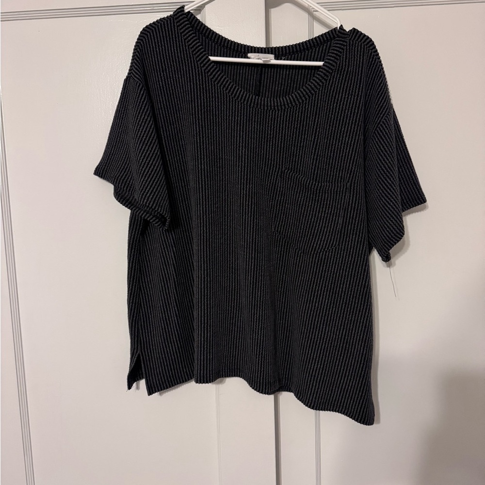 ANDREE BY UNIT Charcoal Ribbed Short Sleeve Top
